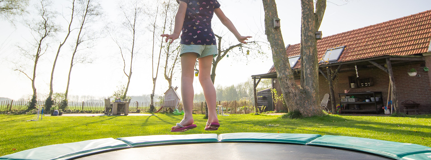 #nivoslider-0w2yj-61-caption-0